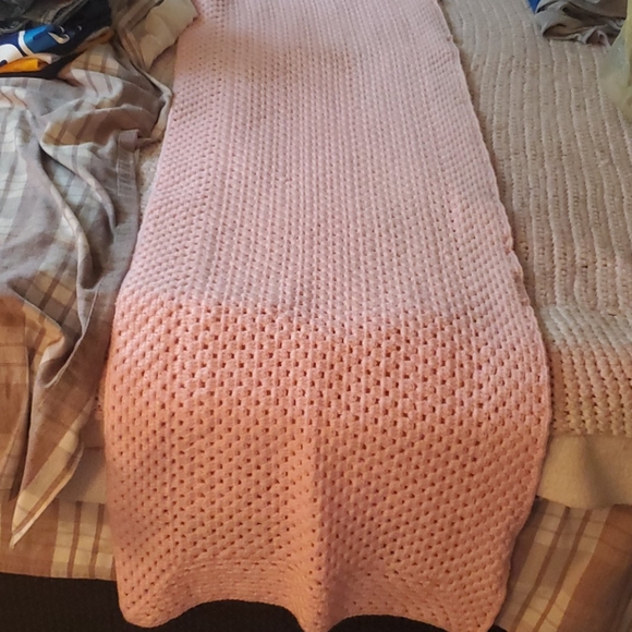 Other - Pink long blanket